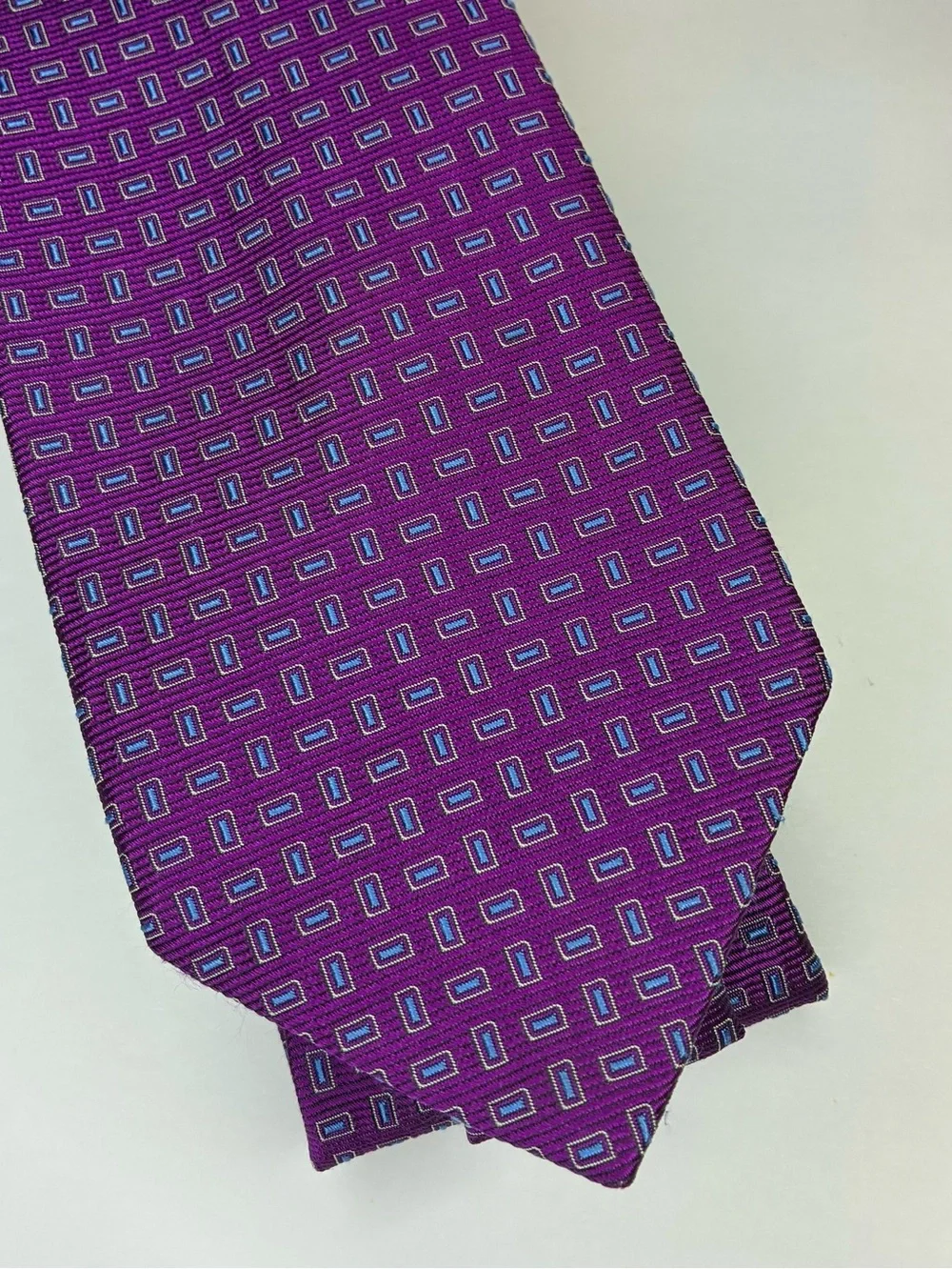 Brooks Brothers Makers Silk Tie Purple Geometric Woven Mens Necktie Made in USA